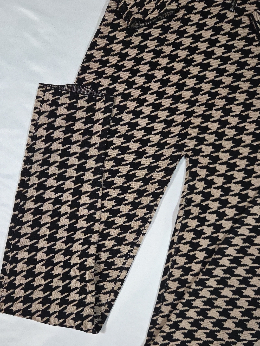 fashion nova houndstooth jumpsuit tan and black Size Small - Picture 5 of 9